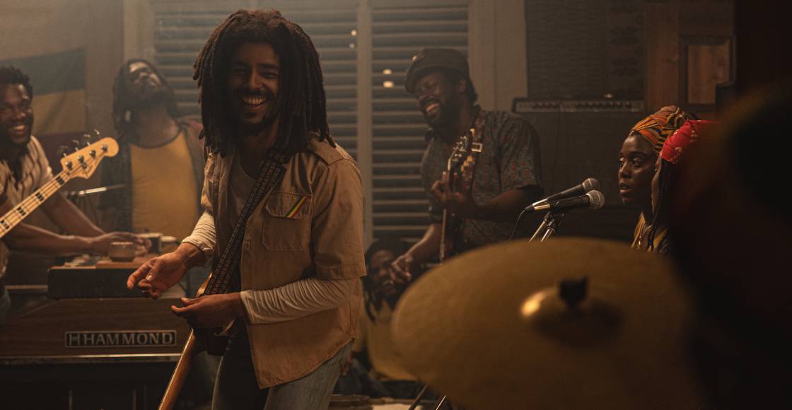 Kingsley Ben-Adir y Reinaldo Marcus Green nos cuentan sobre la influencia de 'Amores Perros' en la biopic de Bob Marley