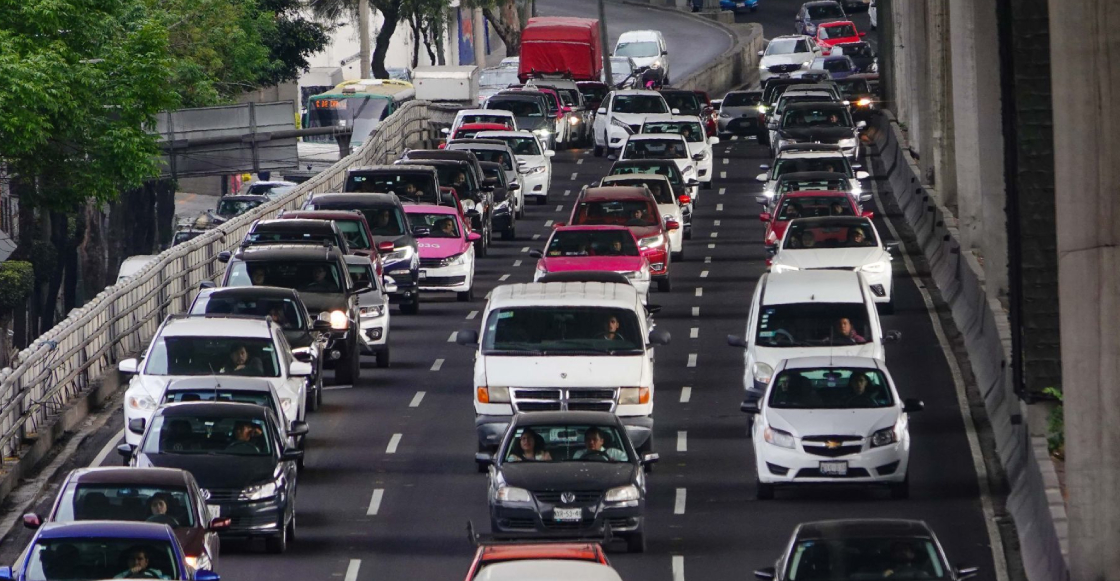 Sigue la contingencia ambiental: Así queda el 'Hoy No Circula' para el domingo 25 de febrero