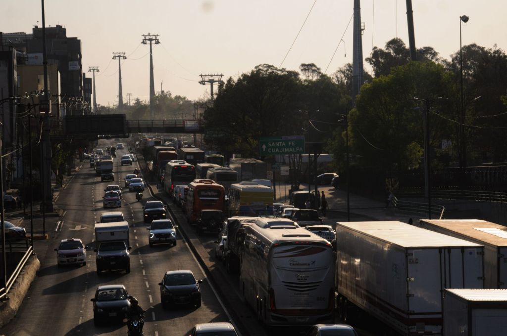 Sigue la contingencia ambiental: Así queda el 'Hoy No Circula' para el domingo 25 de febrero 