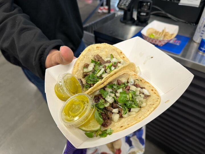 Tacos de a 100 pesos