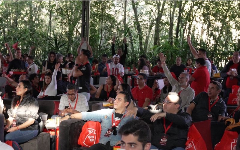 watch party para ver la final de futbol americano de heinz