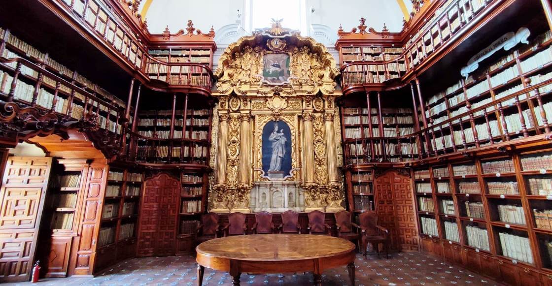 esta-es-la-biblioteca-mas-vieja-de-mexico-y-de-america-puebla-palafoxiana