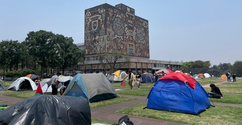 Así se vive el campamento de la UNAM en apoyo a Palestina: "Tenemos el corazón para que las cosas sean diferentes"