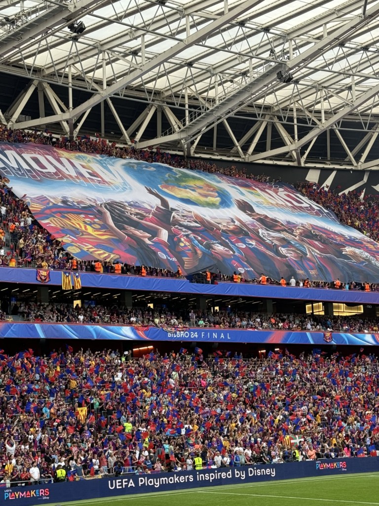 Tifo del Barcelona Femenil en la Champions League 