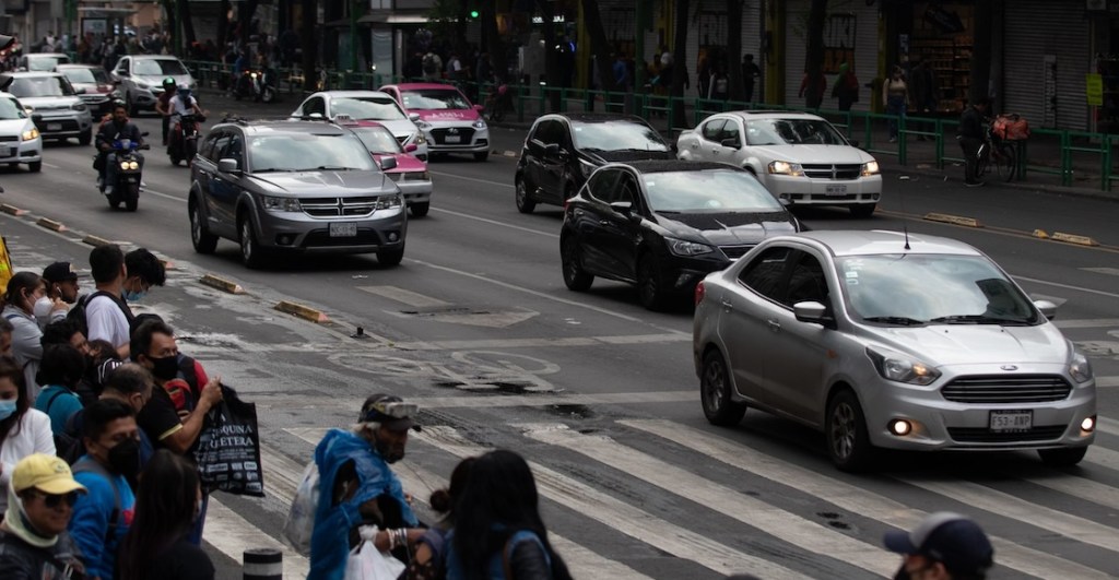 Sigue Contingencia Ambiental: Estos son los coches que NO circulan el 15 de mayo en CDMX