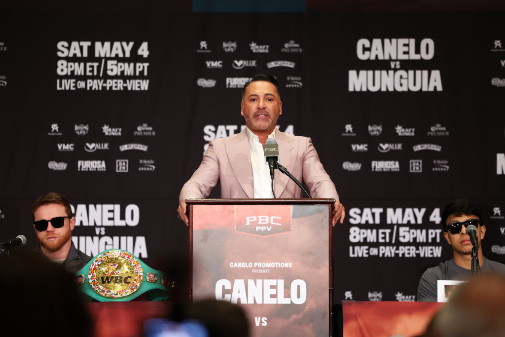 Oscar de la Hoya le tiró con todo al mexicano