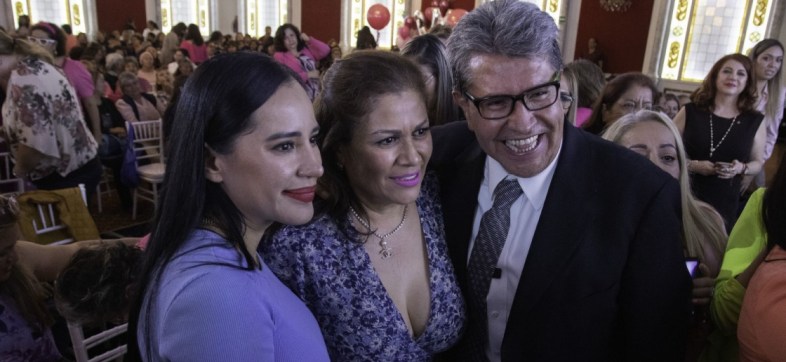 Sandra Cuevas y Ricardo Monreal