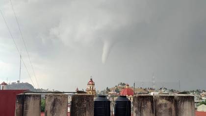 tornado-toluca-danos-clima-nube-embudo