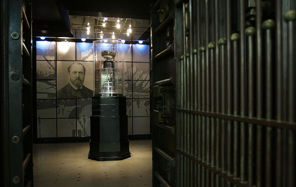 Lord Stanley de Preston, dio el nombre al trofeo de la NHL