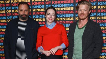 Lo que sabemos sobre 'Bugonia', la nueva película de Yorgos Lanthimos, Emma Stone y Jesse Plemons