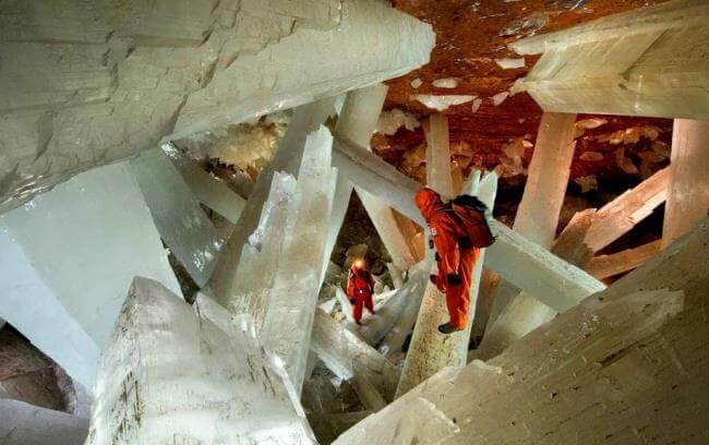 Sobre la Cueva de Naica y las formaciones minerales más grandes del mundo