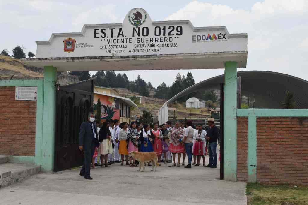 La escuela en la comunidad de San Felipe del Progreso