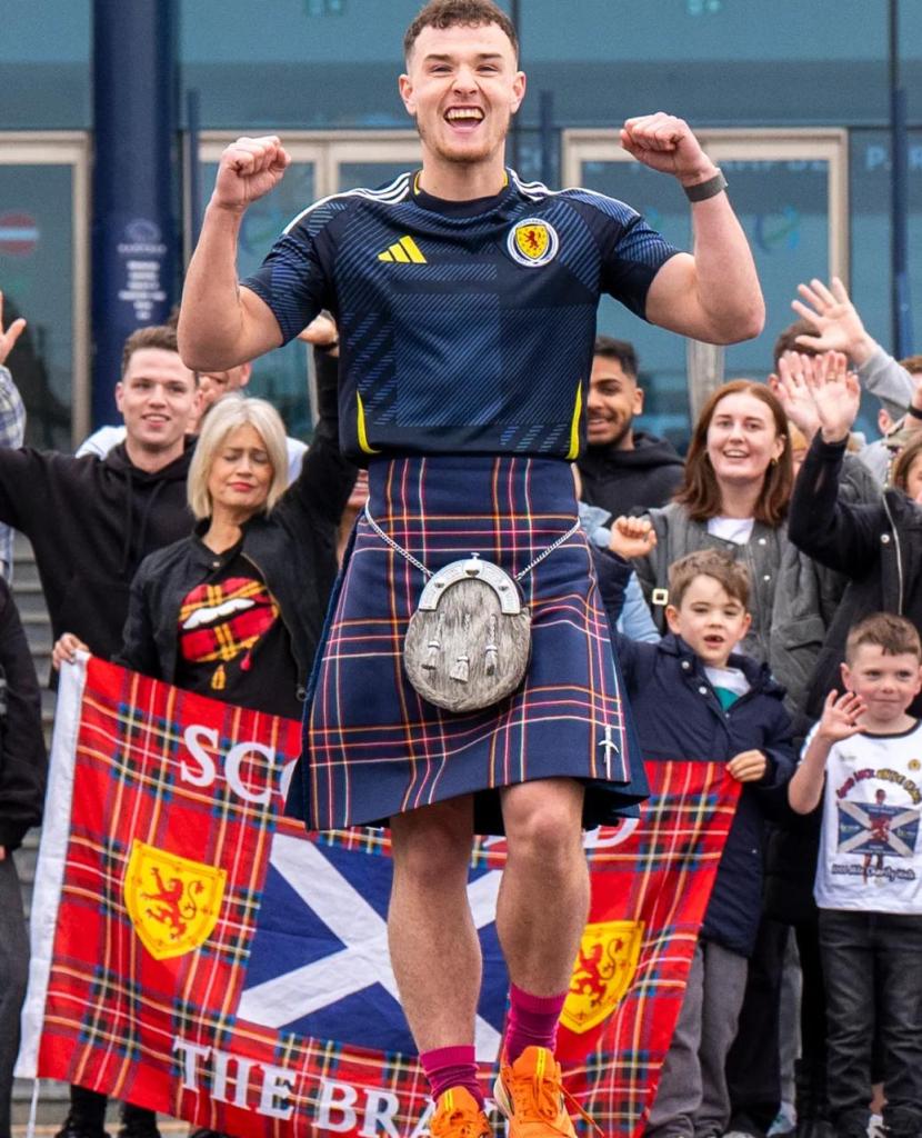 El fan de Escocia que recorrió más de mil kilómetros por la salud mental