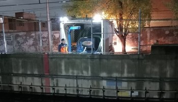 Mañana lluviosa y complicada en la Línea A del Metro CDMX por inundación