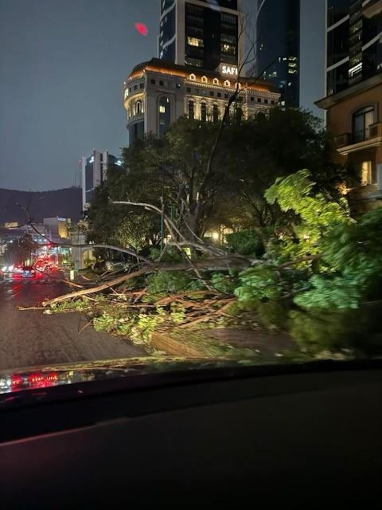 Fuertes lluvias en Monterrey