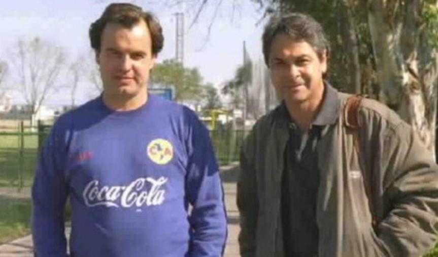 Marcelo Bielsa como DT de América y Miguel Mejía Barón