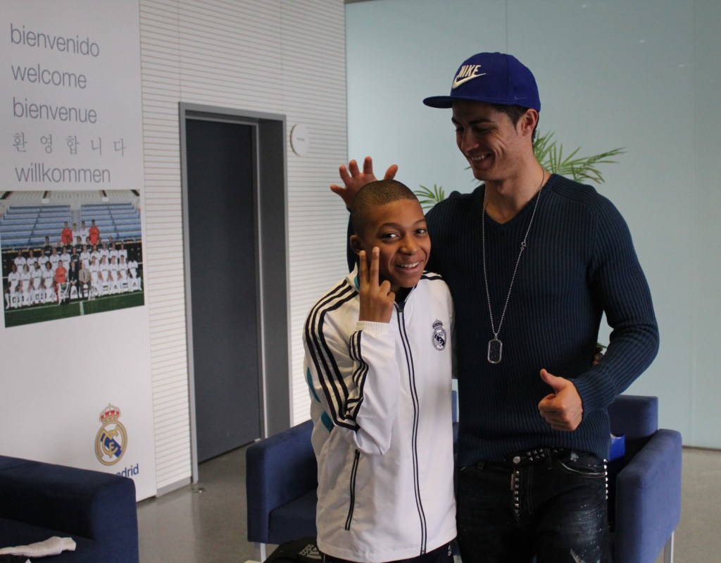 Mbappé y Cristiano Ronaldo 