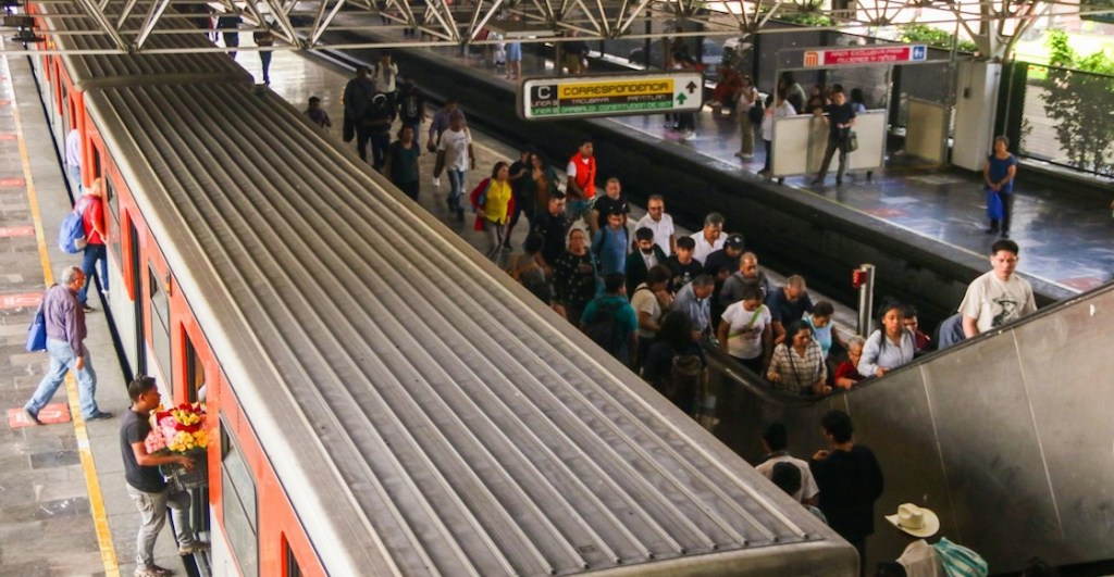 ¡Ouch! Desalojo en Metro Chabacano de la Línea 9