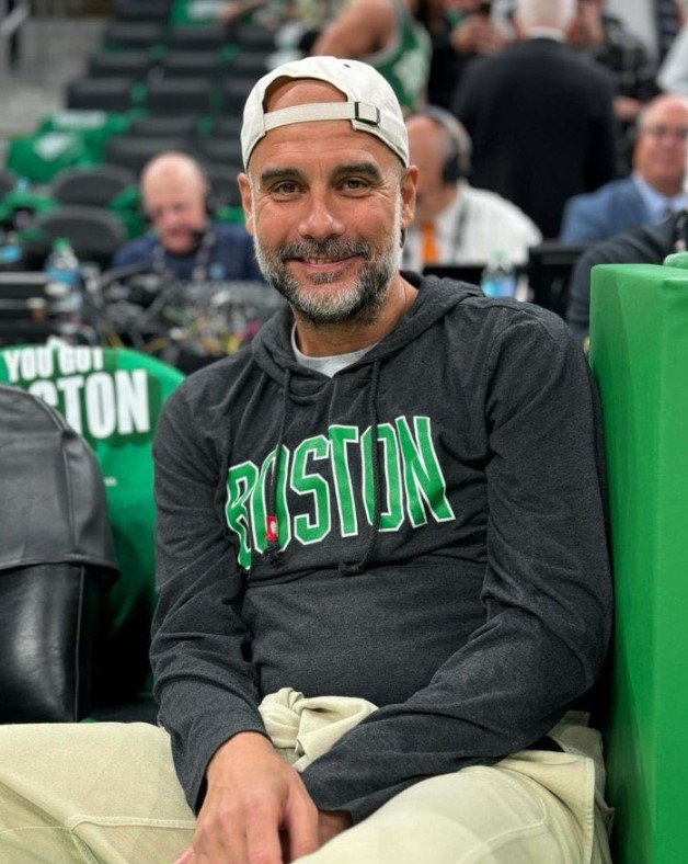 Pep Guardiola en el partido de los Celtics