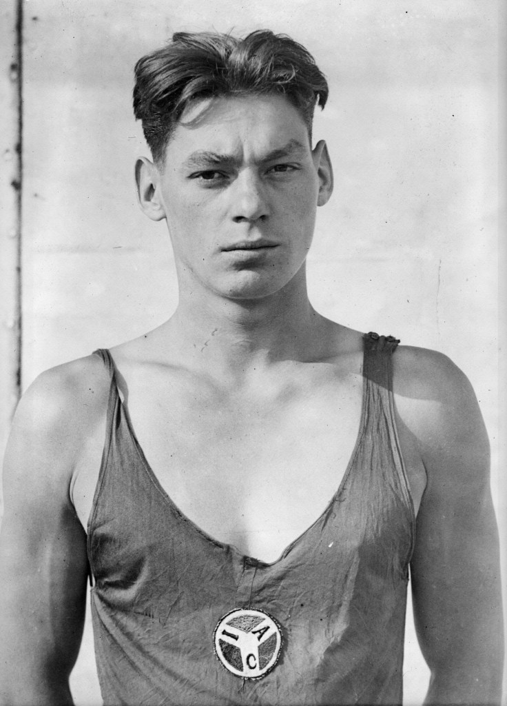 Johnny Weissmuller, campeón olímpico