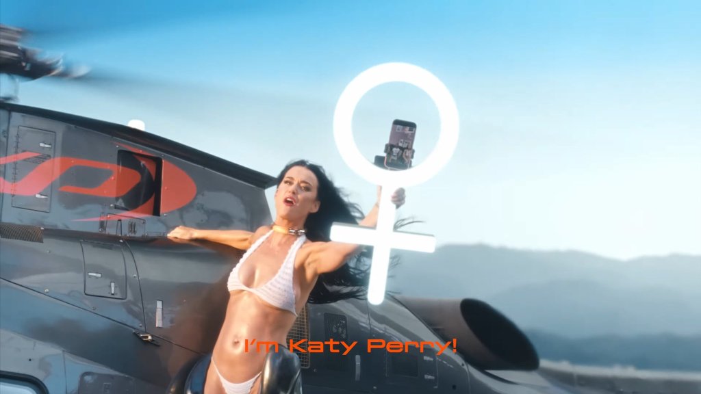 ¿Por qué le están lloviendo críticas a Katy Perry con su nueva canción "Woman's World"?