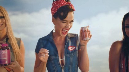 ¿Por qué le están lloviendo críticas a Katy Perry con su nueva canción "Woman's World"?