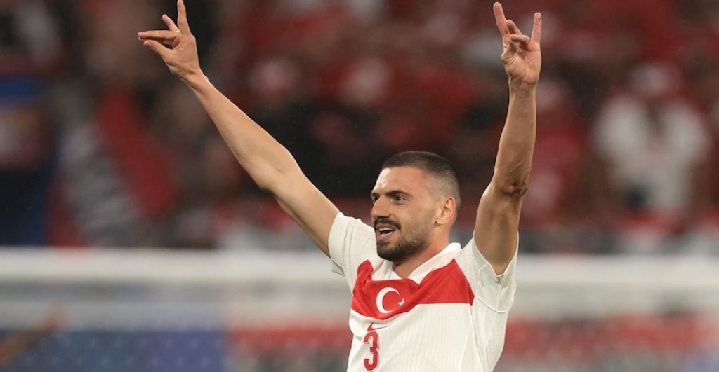 Polémica en la Eurocopa: El saludo del Lobo Gris de la extrema derecha en Turquía