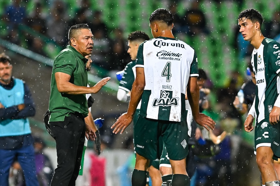 Nacho Amrbiz con Santos Laguna