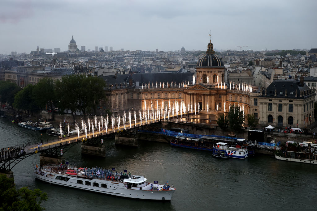 La pirotecnia en los edificios parisinos