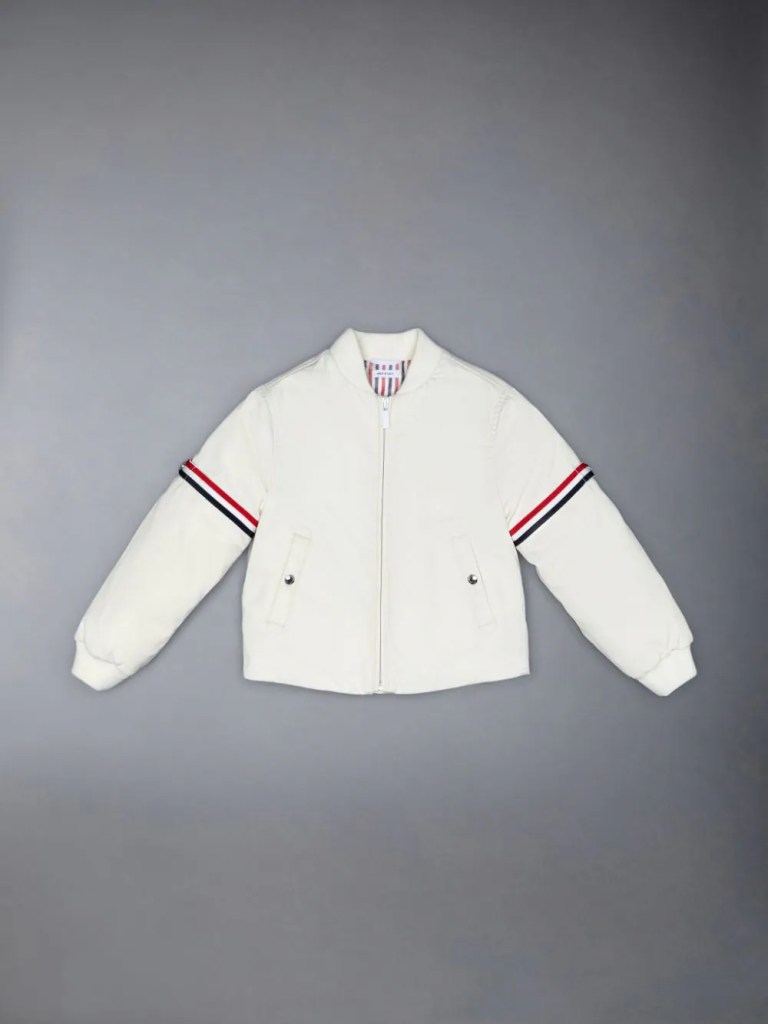 La bomber jacket de Thom Browne en 'The Bear' 