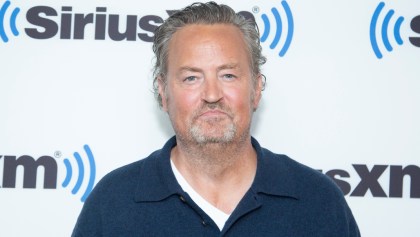 Acusan al asistente de Matthew Perry y arrestan a un médico por la muerte del actor