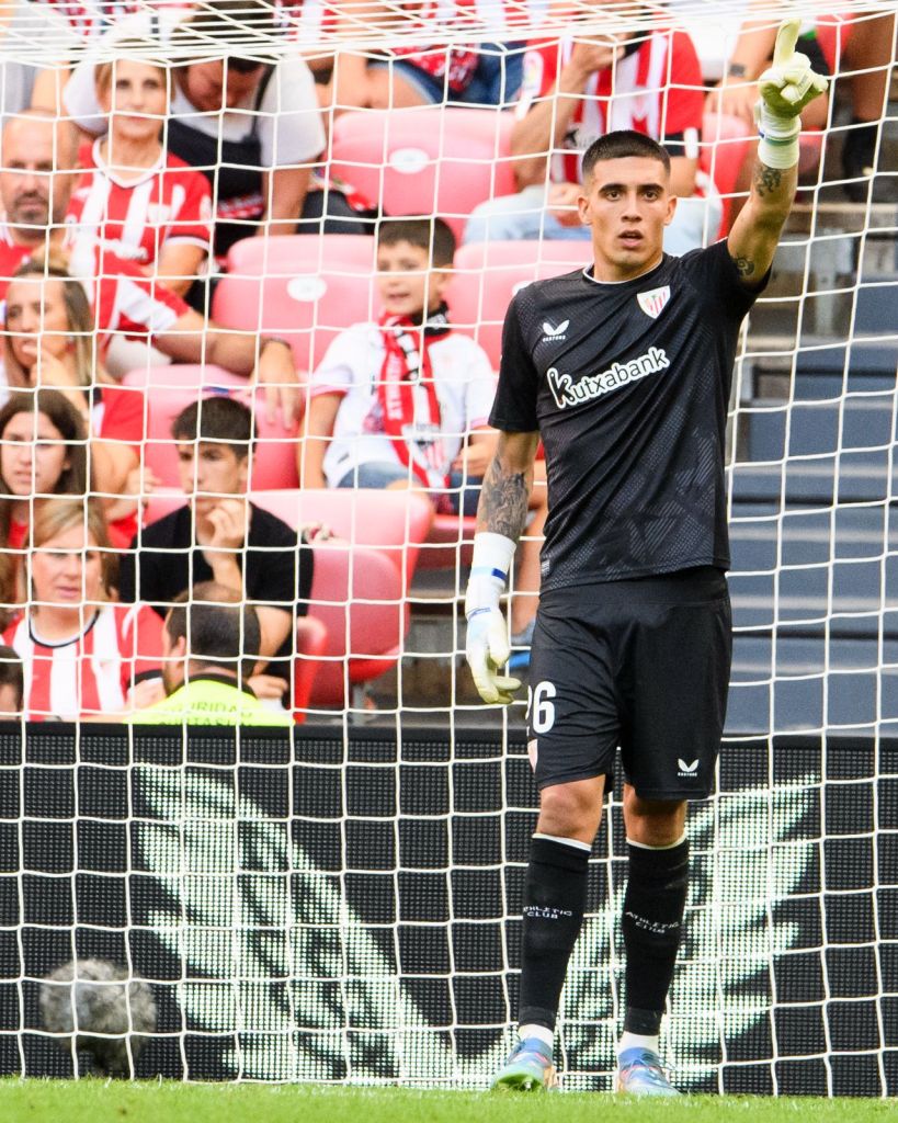 Alex Padilla en su debut con el Athletic en España