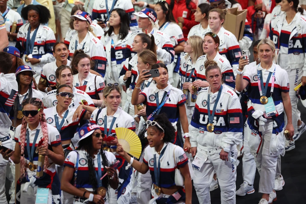 Chamarra de Estados Unidos en la Clausura de París 2024