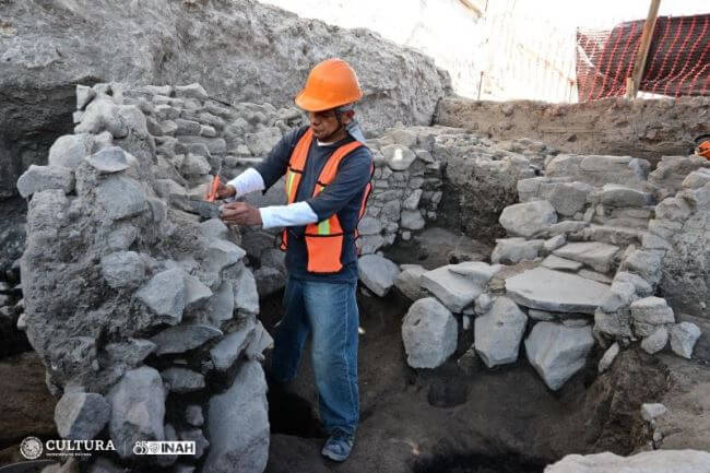 Encontraron un embarcadero prehispánico en Tlatelolco