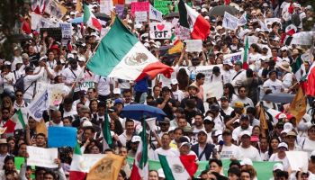 Estudiantes convocan marcha en contra de la reforma al Poder Judicial.