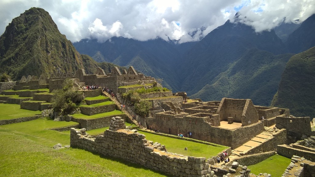 Mexicano de 72 años muere en Machu Picchu al caer mientras tomaba una foto