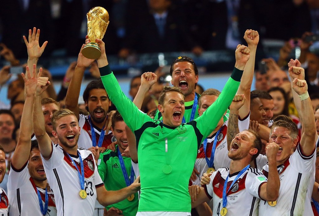 Manuel Neuer se retira dela Selección de Alemania