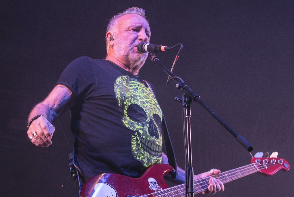 peter hook pabellon oeste palacio de los deportes 2