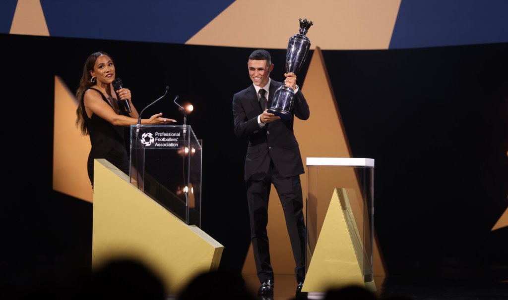 Phil Foden, premio a Mejor Jugador 