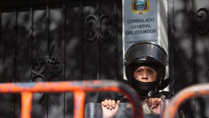 Protesta Embajada Ecuador-4