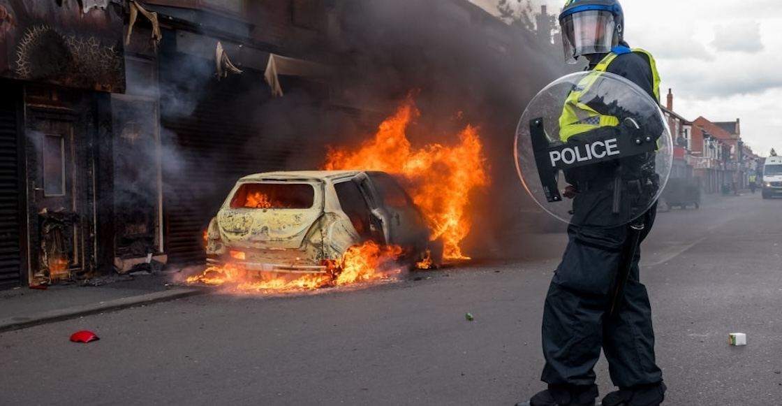 Noticias falsas y xenofobia: 5 puntos sobre los disturbios en Reino Unido