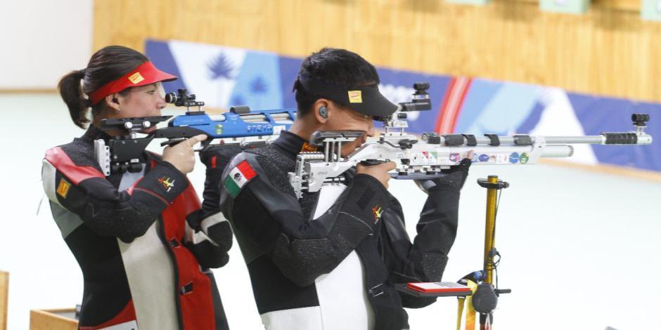 Goretti Zumaya y Edson Ramírez 