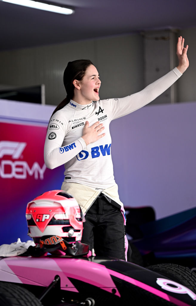 Abbi Pulling, piloto de F1 Academy