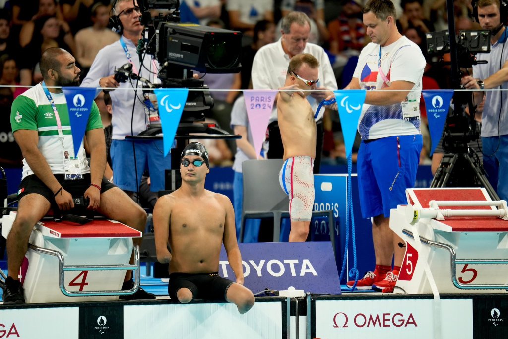 Ángel de Jesús Camacho, doble medallista en París 2024