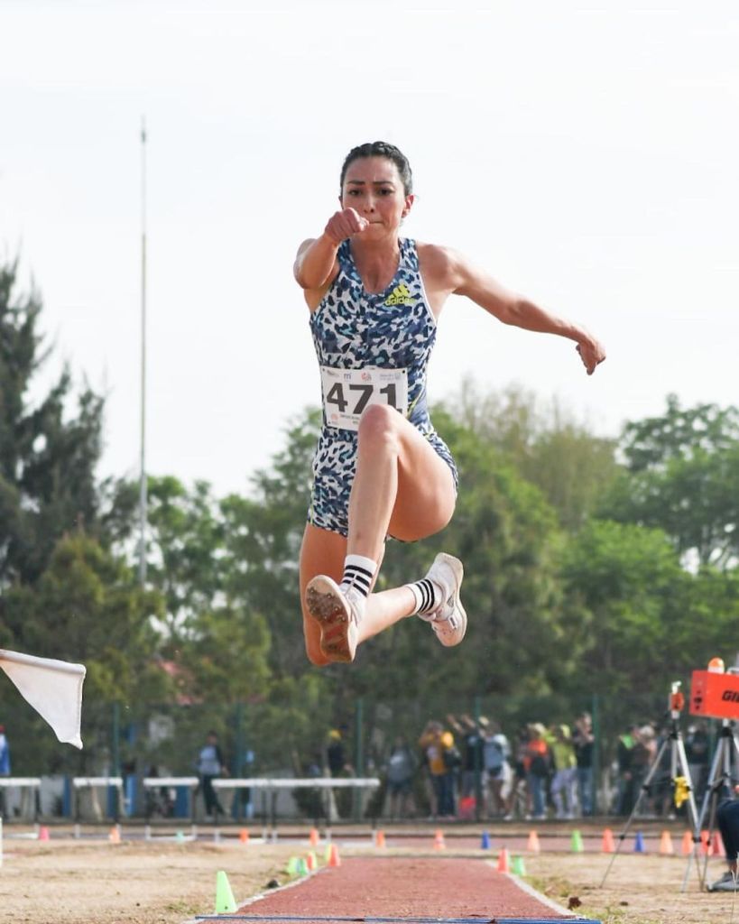 Caro Corral, atleta de triple salto