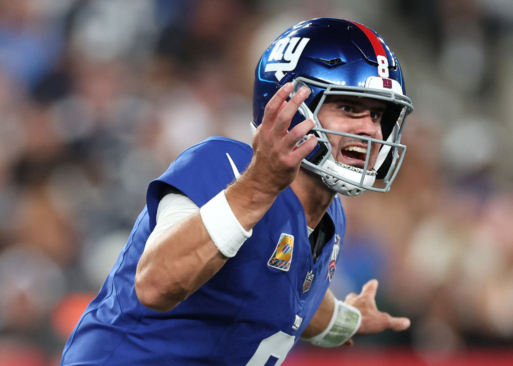 Daniel Jones no logró ni un TD en el juego de semana 4 ante Cowboys