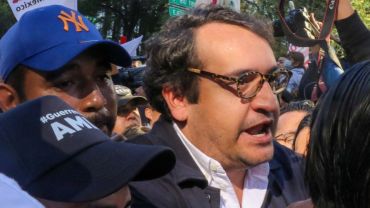 Cómo está eso de que el hijo de AMLO, Andrés Manuel López Beltrán, va por un puesto en Morena