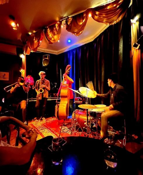 Lugares para escuchar jazz en vivo en la CDMX