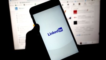 Cómo evitar que Linkedin use tu información para entrenar a su IA