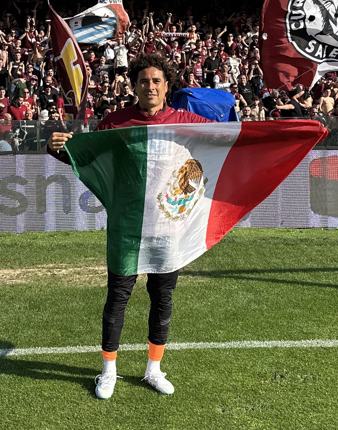 Memo Ochoa, portero mexicano 